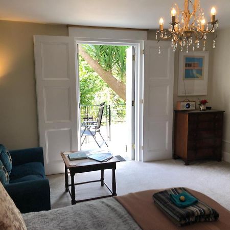 Little Treasure With Up To 25 Percent Off Ferry Apartment Шанклин Екстериор снимка
