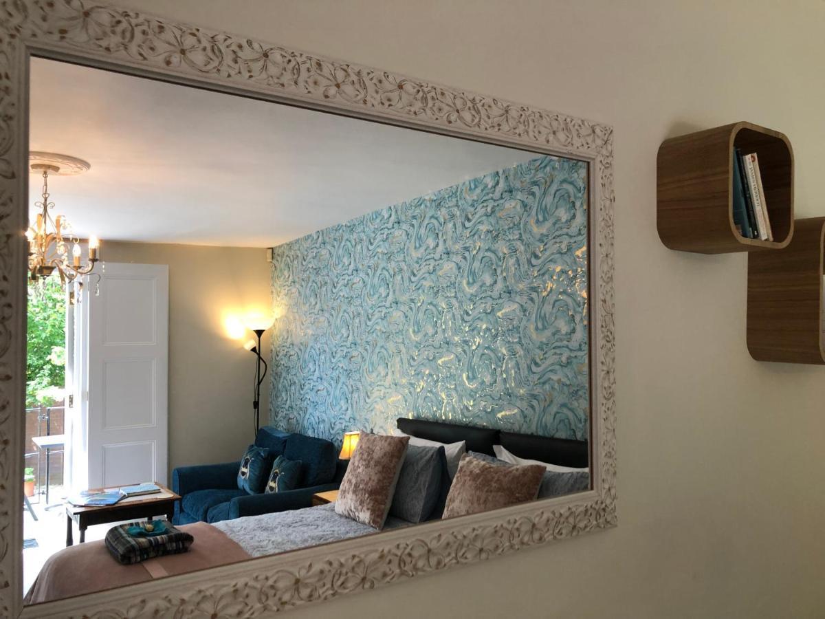 Little Treasure With Up To 25 Percent Off Ferry Apartment Шанклин Екстериор снимка